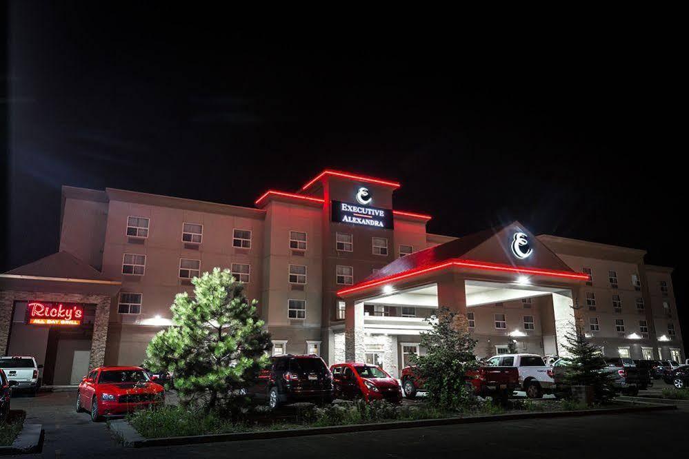 Days Inn & Suites By Wyndham Edmonton Airport Ледюк Екстериор снимка