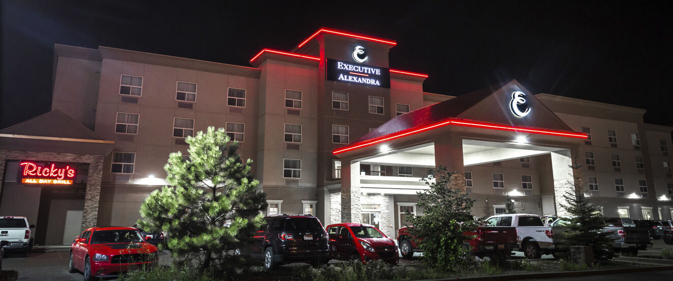 Days Inn & Suites By Wyndham Edmonton Airport Ледюк Екстериор снимка